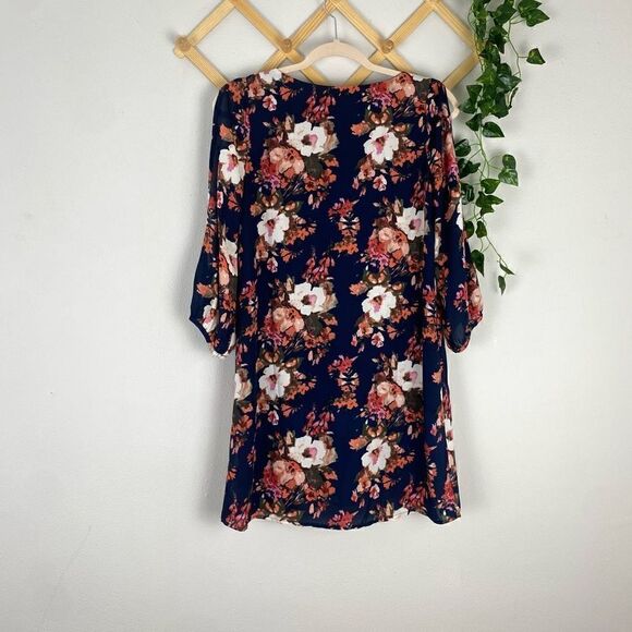 LULUS Shifting Dears Blue Floral Shift Dress K331 - Picture 6 of 7
